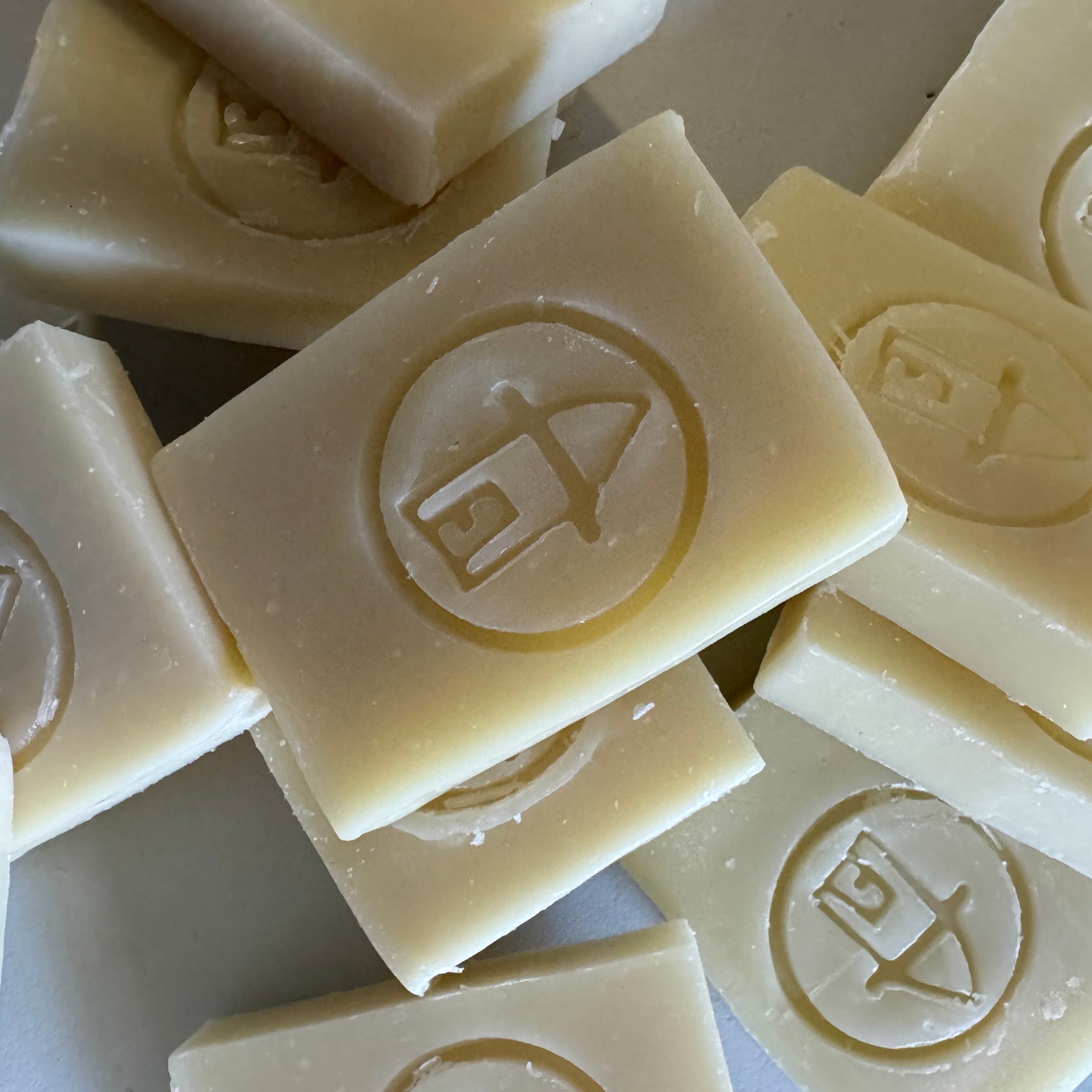 1oz Amenity Soaps - Cabins Resort [1000 units] - The Den Ucluelet